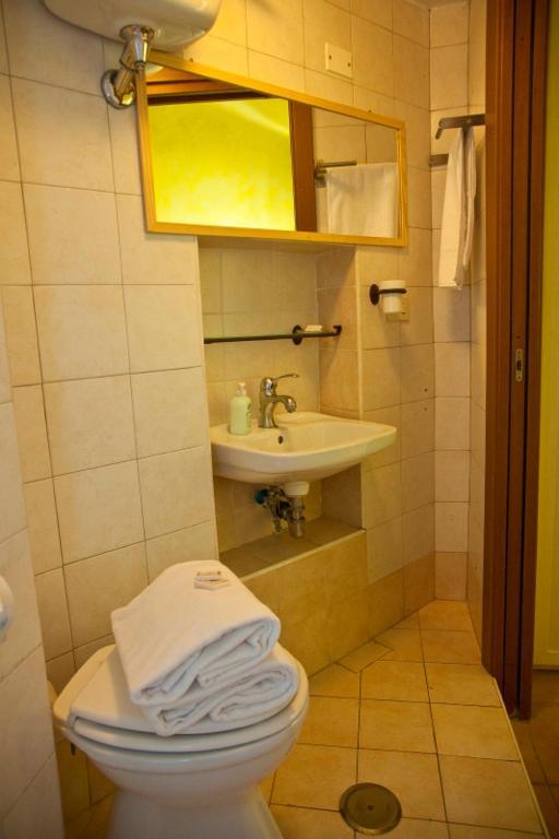 B&B Colosseum Rooms Рим Экстерьер фото