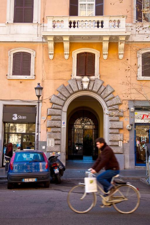 B&B Colosseum Rooms Рим Экстерьер фото
